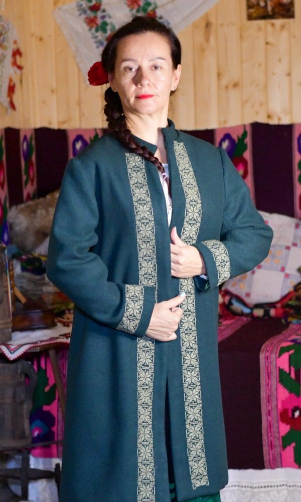 Palton traditional